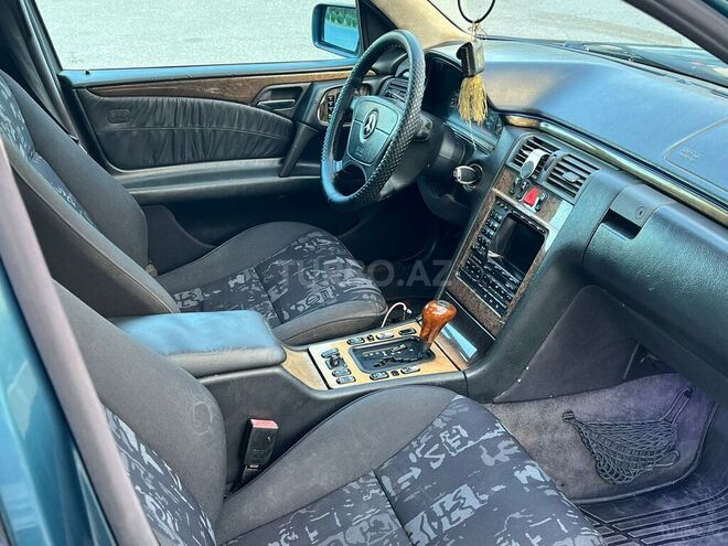 Mercedes E 240 1998, 246,787 km - 2.4 l - Sumqayıt