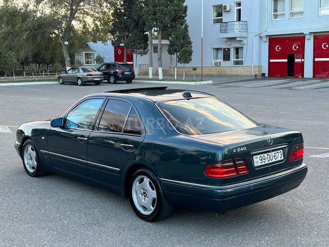Mercedes E 240 1998, 246,787 km - 2.4 l - Sumqayıt