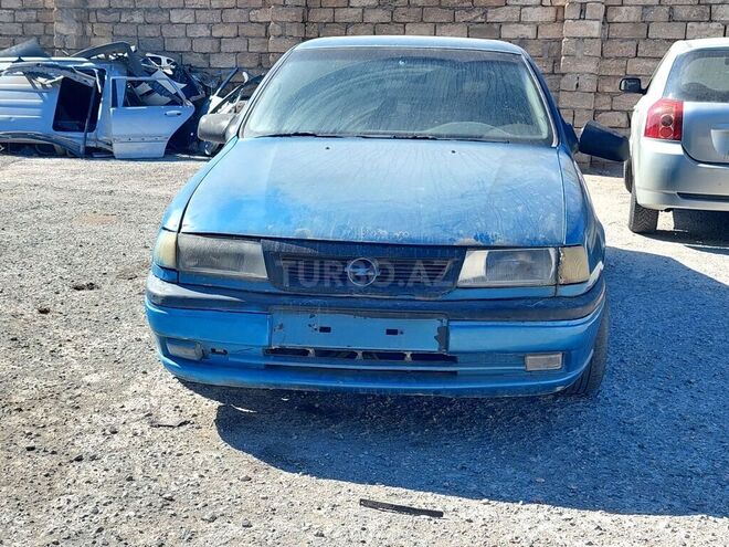 Opel Vectra 1993, 350,000 km - 2.0 l - Bakı