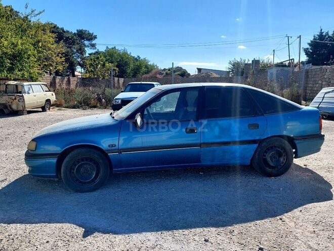 Opel Vectra 1993, 350,000 km - 2.0 l - Bakı