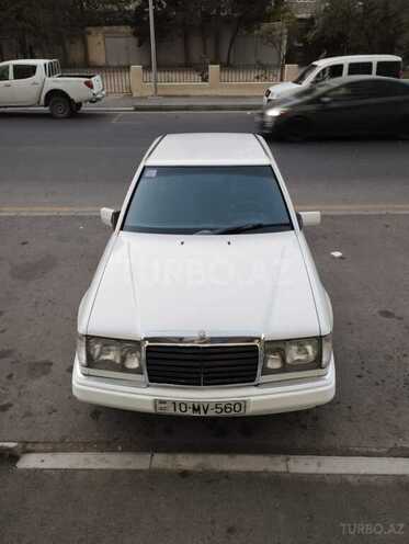 Mercedes E 220 1993, 456,654 km - 2.2 л - Bakı
