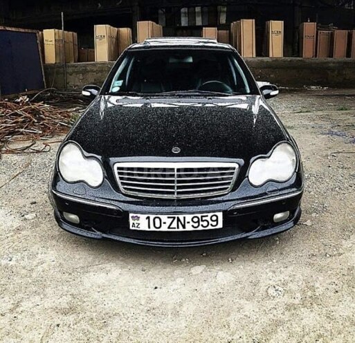 Mercedes C 320 2001, 247,000 km - 3.2 l - Bakı