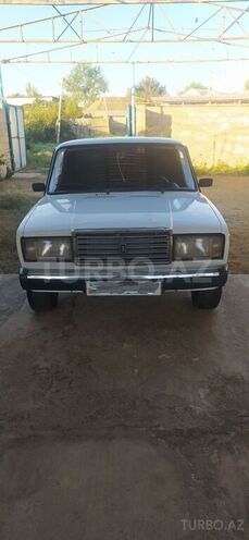 LADA (VAZ) 2107 2006, 320,000 km - 1.5 l - Saatlı