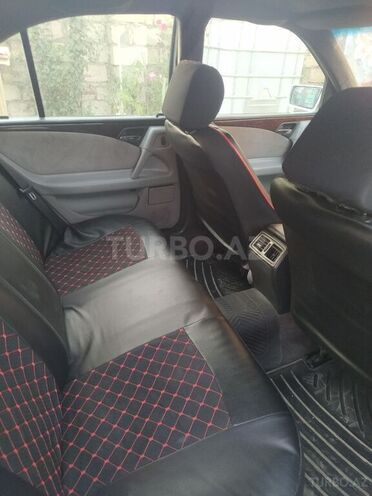 Mercedes E 230 1996, 350,000 km - 2.3 l - Bakı