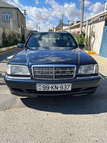 Mercedes C 220 1999, 356,000 km - 2.2 l - Bakı