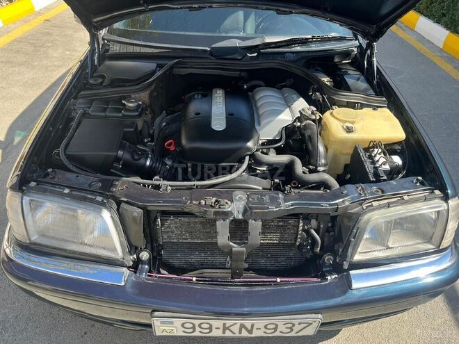 Mercedes C 220 1999, 356,000 km - 2.2 l - Bakı