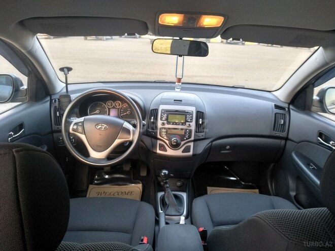 Hyundai i30 2008, 222,000 km - 1.6 l - Bakı
