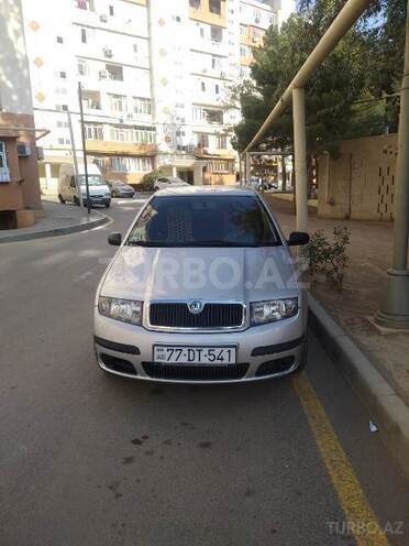 Skoda Fabia 2006, 272,000 km - 14.0 л - Bakı