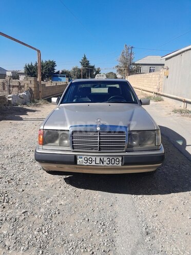 Mercedes E 200 1993, 450,000 km - 2.0 l - Xırdalan