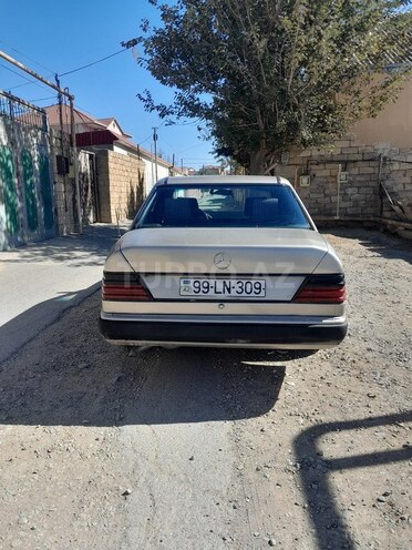 Mercedes E 200 1993, 450,000 km - 2.0 l - Xırdalan