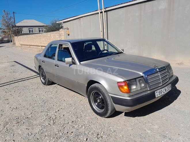 Mercedes E 200 1993, 450,000 km - 2.0 l - Xırdalan