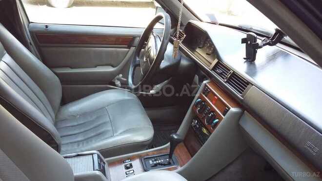 Mercedes E 220 1995, 641,000 km - 2.2 l - Bakı