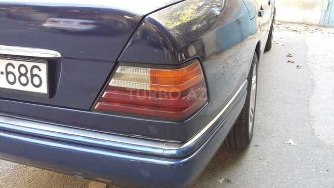 Mercedes E 220 1995, 641,000 km - 2.2 l - Bakı