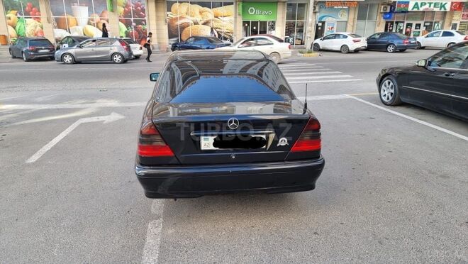 Mercedes C 180 2000, 450,000 km - 1.8 l - Bakı