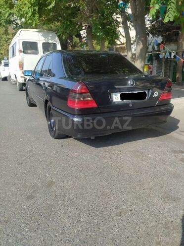 Mercedes C 180 2000, 450,000 km - 1.8 l - Bakı