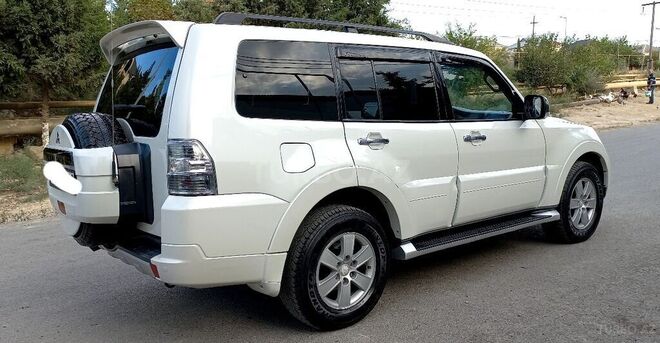 Mitsubishi Pajero 2007, 192,000 km - 3.0 l - Bakı