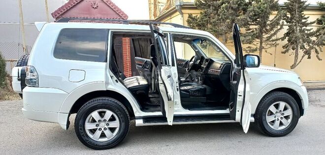 Mitsubishi Pajero 2007, 192,000 km - 3.0 l - Bakı