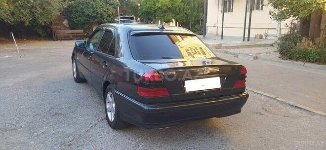 Mercedes C 200 1998, 261,054 km - 2.0 l - Bakı