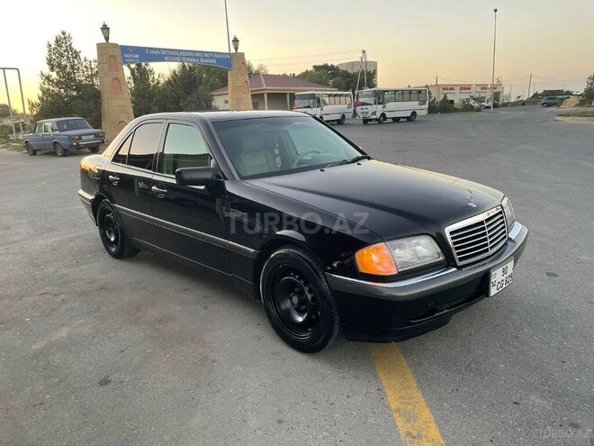 Mercedes C 230 1998, 324,854 km - 2.3 l - Bakı