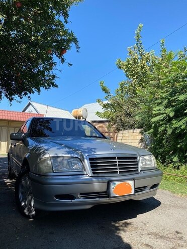 Mercedes C 240 1998, 324,642 km - 2.4 l - Ağcabədi