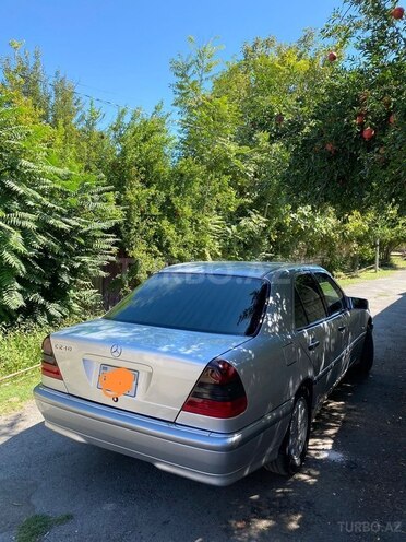 Mercedes C 240 1998, 324,642 km - 2.4 l - Ağcabədi