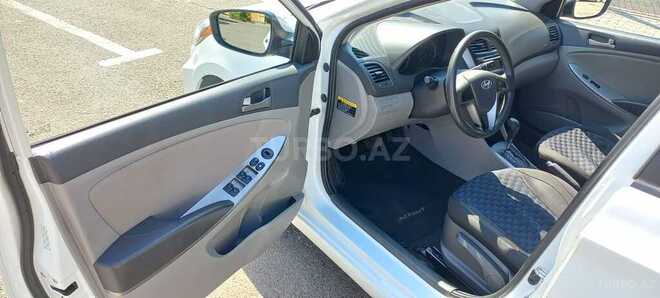 Hyundai Accent 2015, 84,193 km - 1.6 l - Bakı