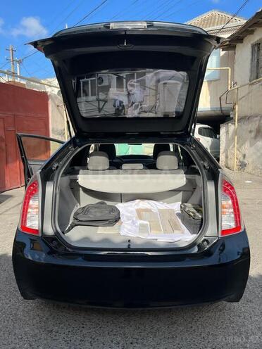 Toyota Prius 2015, 180,247 km - 1.8 l - Bakı
