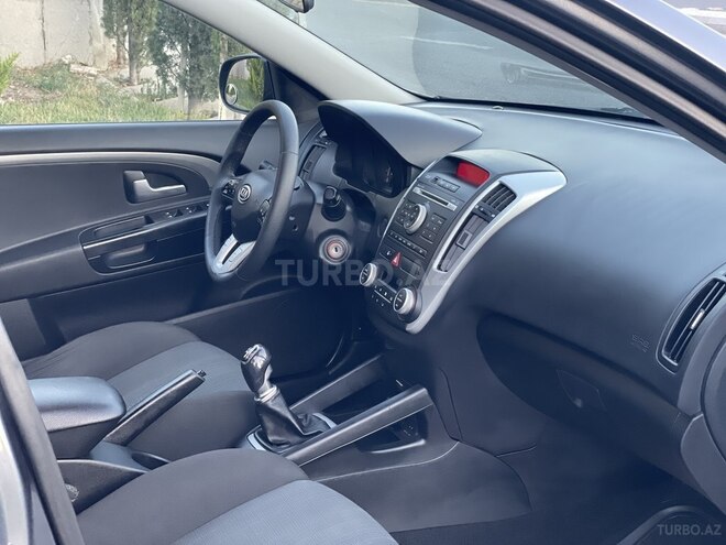 Kia Ceed 2009, 252,000 km - 1.6 l - Bakı