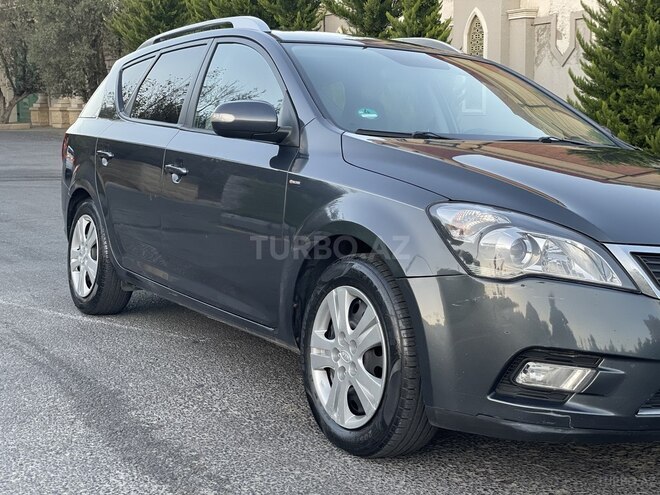 Kia Ceed 2009, 252,000 km - 1.6 l - Bakı