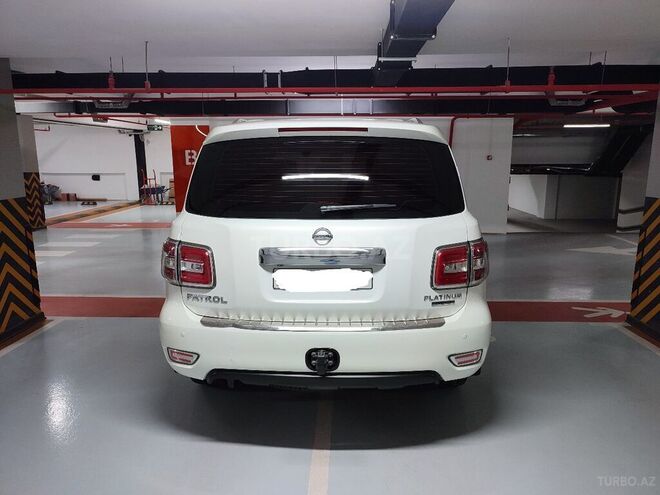 Nissan Patrol 2012, 183,000 km - 5.6 l - Bakı