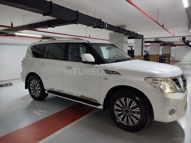 Nissan Patrol 2012, 183,000 km - 5.6 l - Bakı
