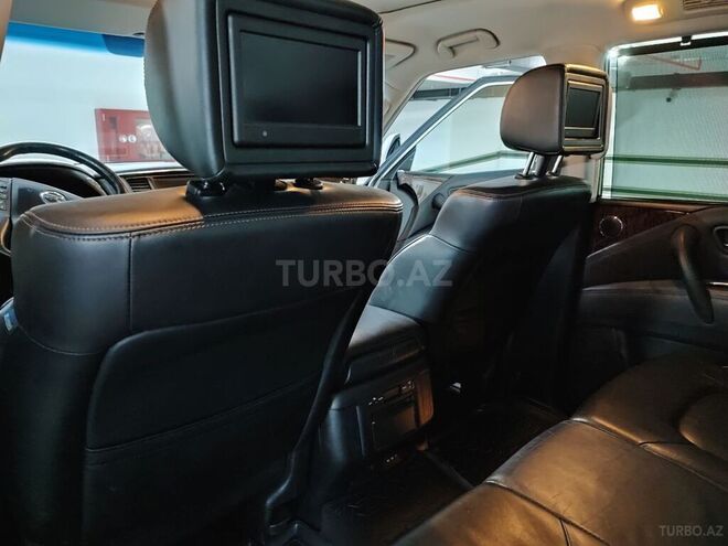 Nissan Patrol 2012, 183,000 km - 5.6 l - Bakı