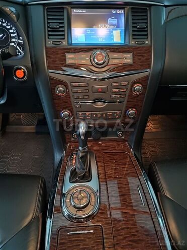 Nissan Patrol 2012, 183,000 km - 5.6 l - Bakı