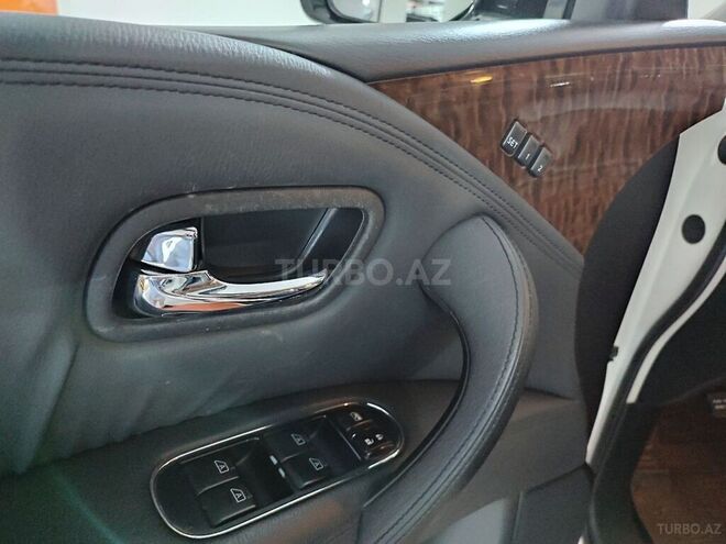 Nissan Patrol 2012, 183,000 km - 5.6 l - Bakı
