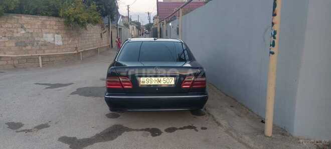 Mercedes E 320 1999, 472,000 km - 3.2 l - Bakı