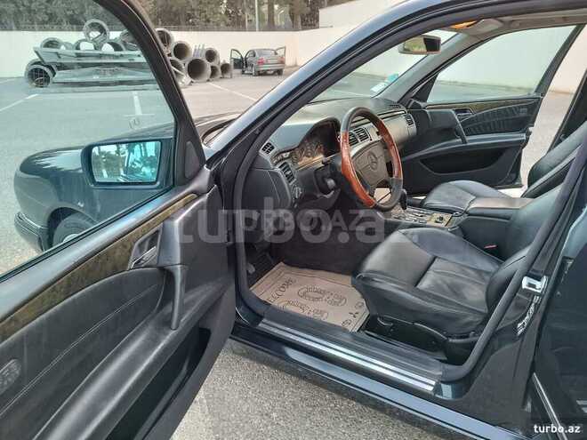 Mercedes E 280 1998, 372,000 km - 2.8 l - Bakı