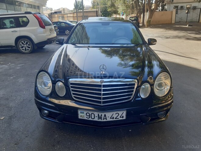 Mercedes E 320 2004, 299,000 km - 3.2 l - Bakı