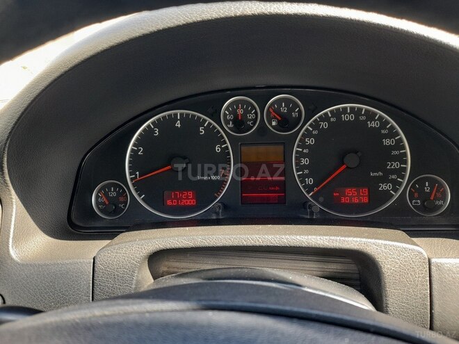 Audi A6 2004, 301,678 km - 2.0 л - Bakı