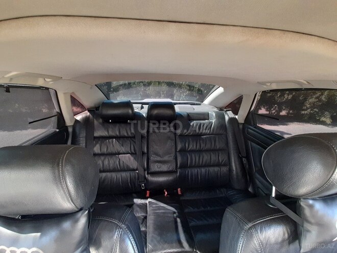 Audi A6 2004, 301,678 km - 2.0 л - Bakı
