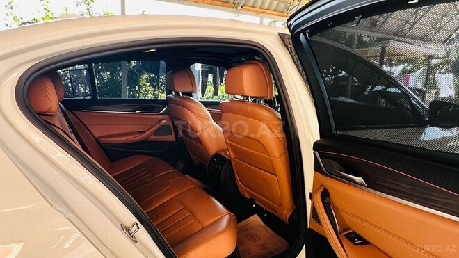 BMW 530 2017, 84,500 km - 2.0 l - Astara