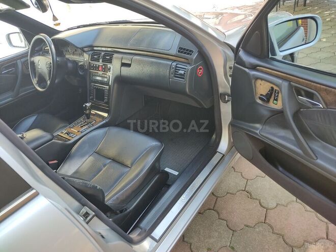 Mercedes E 320 2000, 485,244 km - 3.2 l - Bakı