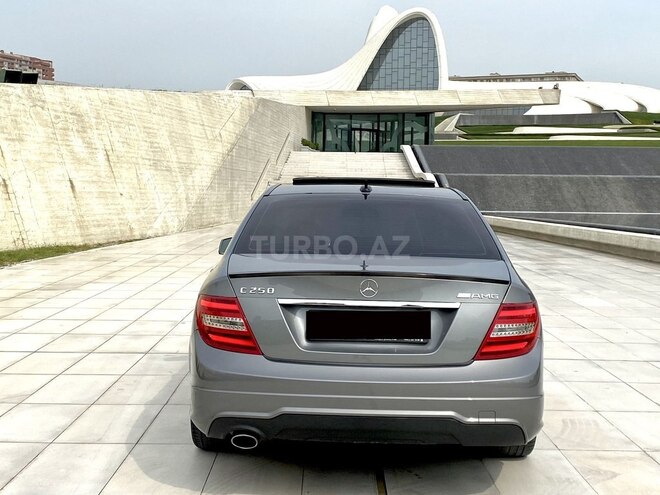Mercedes C 250 2012, 80,000 km - 1.8 л - Bakı