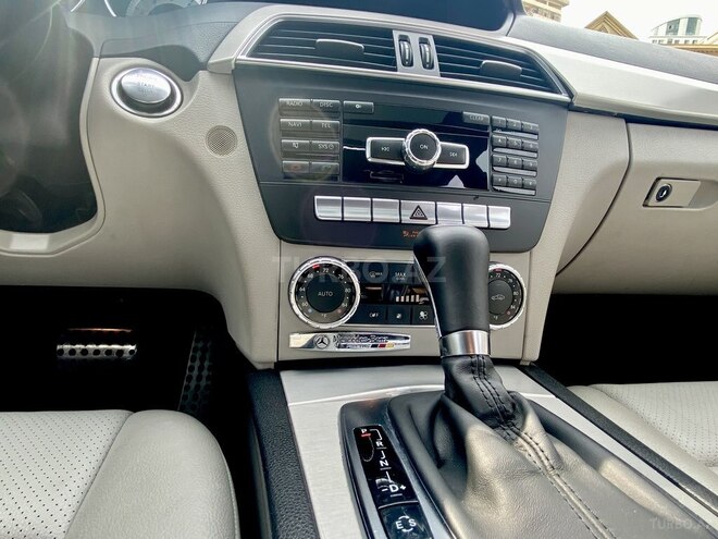 Mercedes C 250 2012, 80,000 km - 1.8 л - Bakı