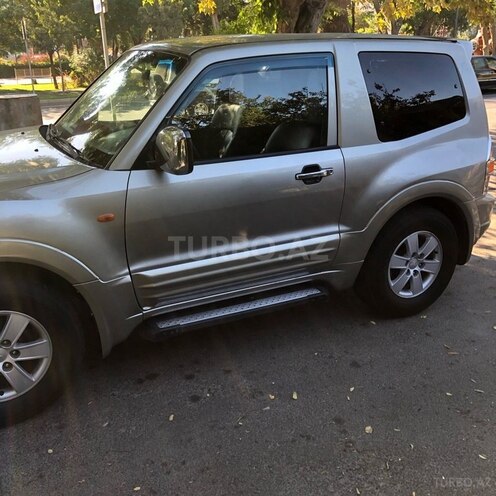 Mitsubishi Pajero 2001, 342,000 km - 3.0 l - Bakı