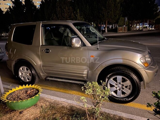 Mitsubishi Pajero 2001, 342,000 km - 3.0 l - Bakı