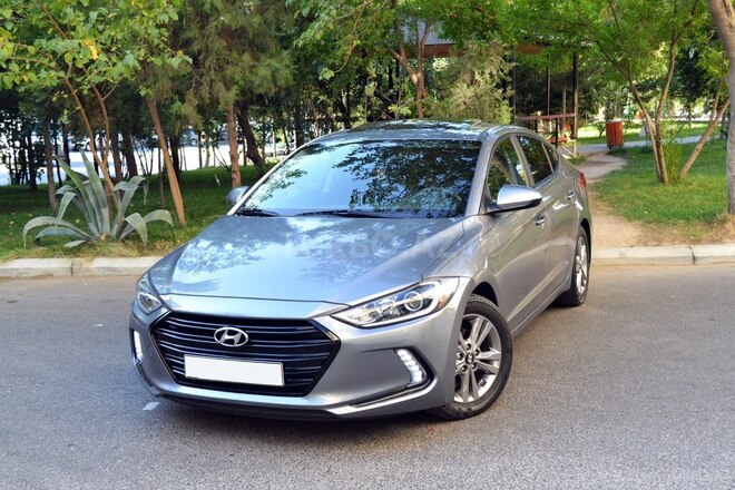 Hyundai Elantra 2016, 56,960 km - 2.0 l - Bakı