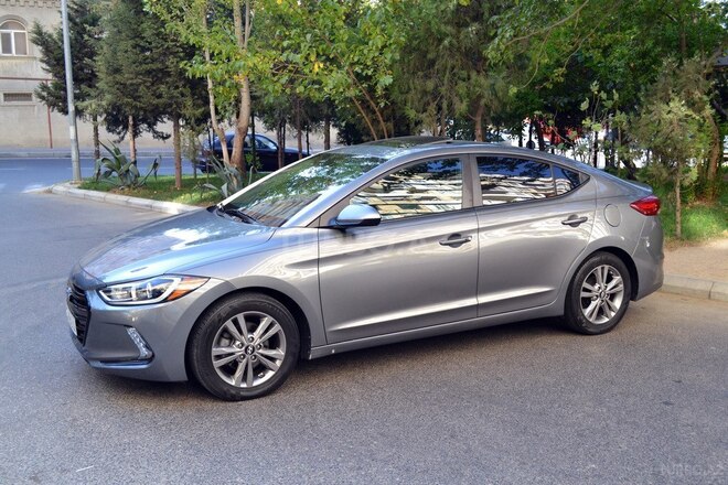 Hyundai Elantra 2016, 56,960 km - 2.0 l - Bakı