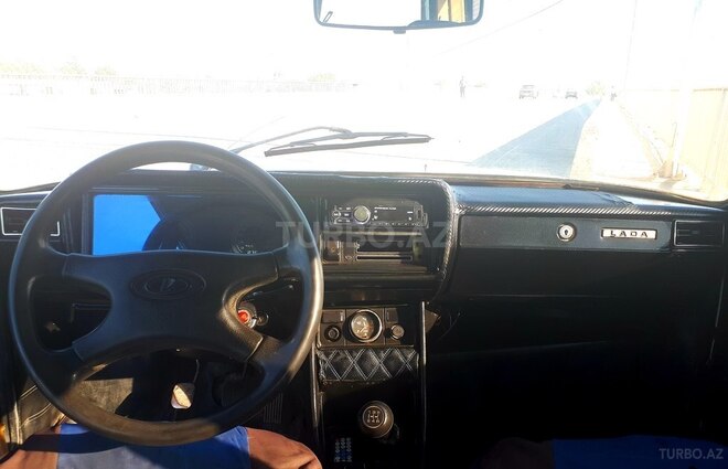 LADA (VAZ) 2107 1983, 100,000 km - 1.6 л - Salyan