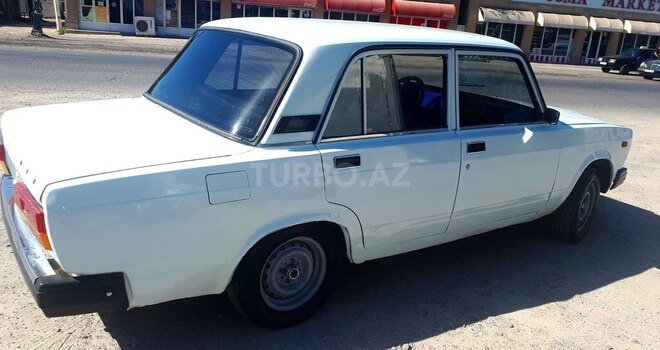 LADA (VAZ) 2107 1983, 100,000 km - 1.6 л - Salyan