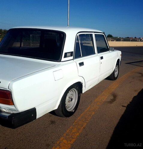 LADA (VAZ) 2107 1983, 100,000 km - 1.6 л - Salyan
